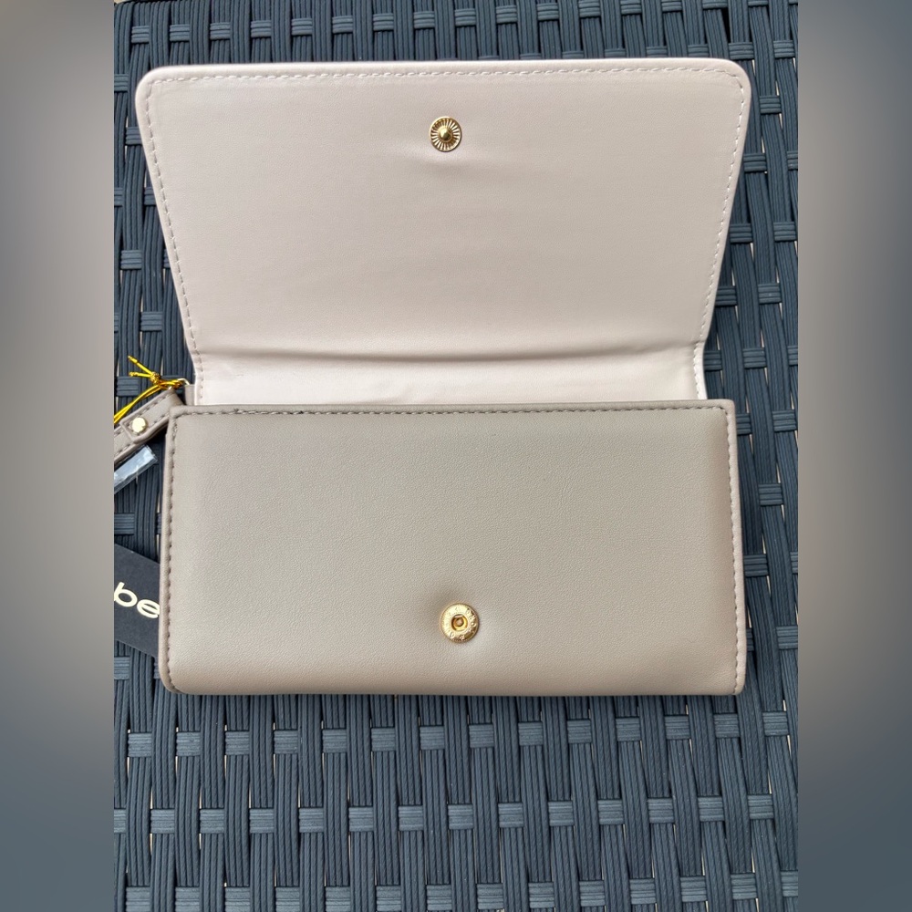 Bebe taupe trifold  Embroidery Wallet - Picture 5 of 9